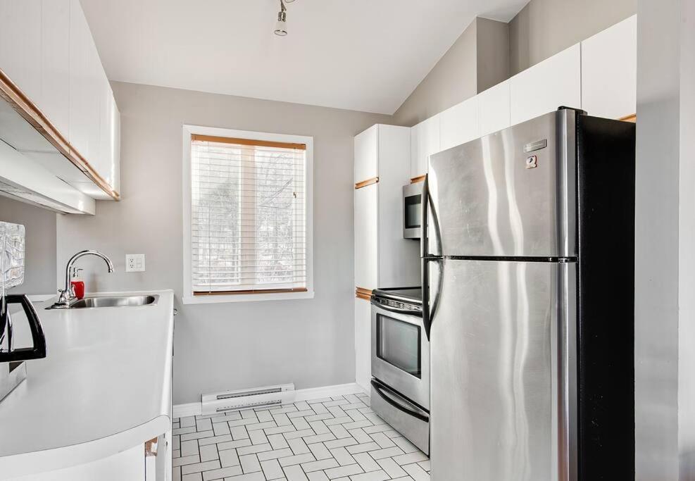 Le Cozy-Condo A Louer A Stoneham Εξωτερικό φωτογραφία